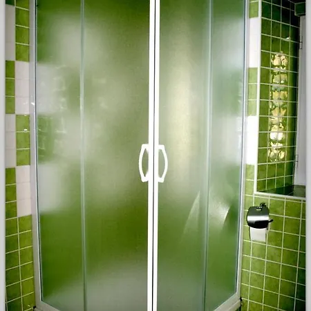 Sime's Down Town Гостевой дом *