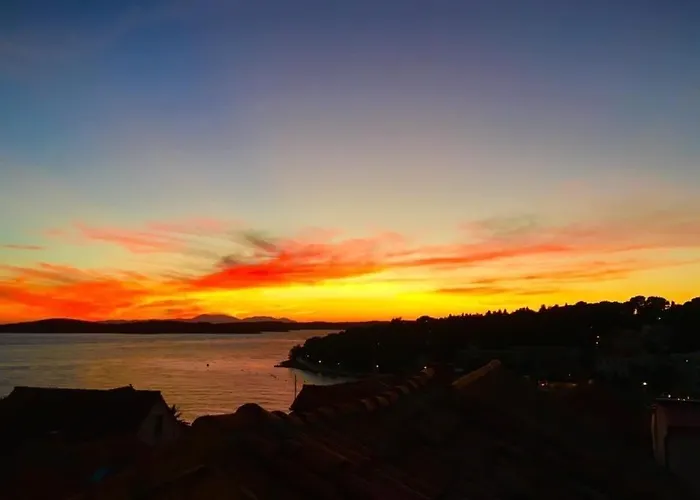 Sime's Down Town Gostinjska kuća *