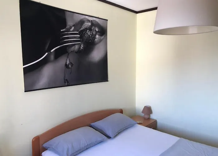 Sime's Down Town Gostinjska kuća Hvar Town